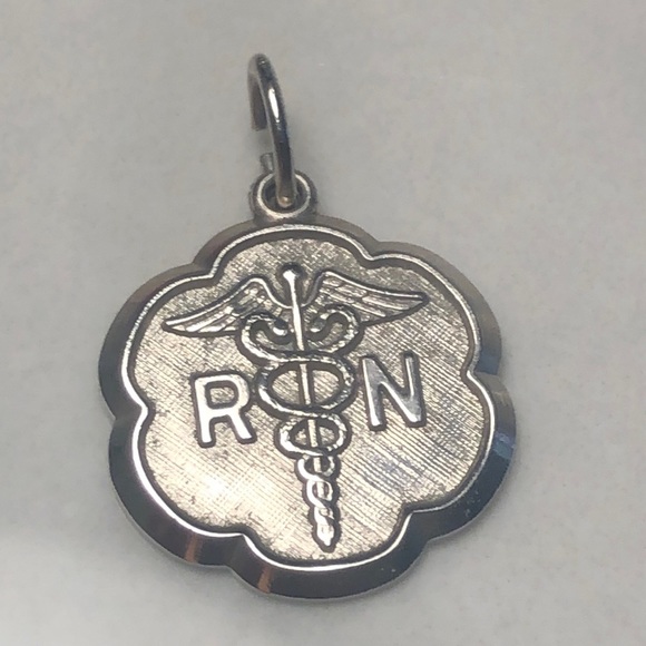 Nurses nursing RN vintage Medical sterling silver 925 vintage bracelet Charm - Picture 1 of 3